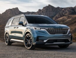 Kia EV6 in Kia Carnival prejela nagradi GOOD DESIGN Awards