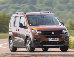 PEUGEOT e-Rifter: na slovenskem trgu tudi kot povsem električna različica