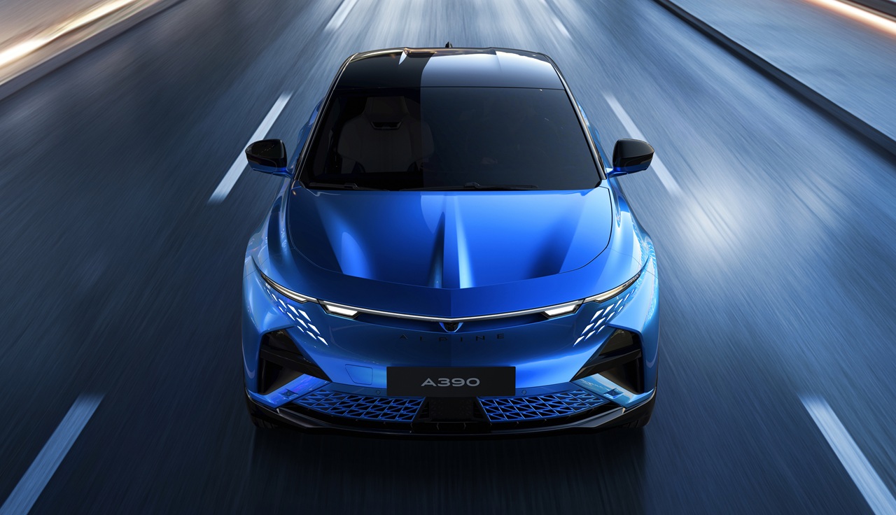 Alpine A390 prinaša novo raven električne agilnosti z aktivnim vektoriranjem navora
