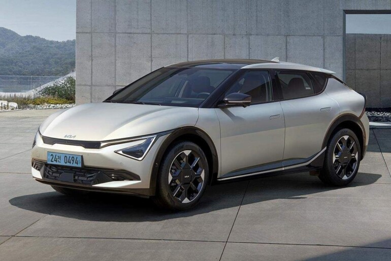 Kia zaradi padca prodaje drastično znižuje cene električnega EV6
