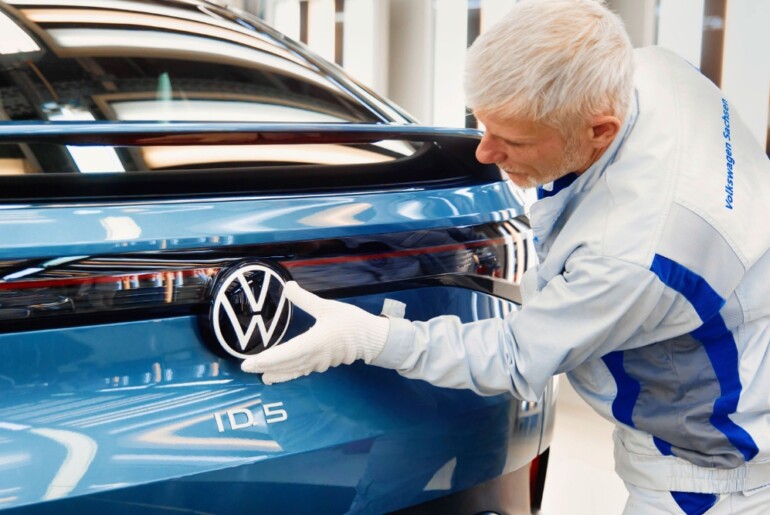Volkswagen kriza se poglablja: grozi do 50.000 novih ukinitev delovnih mest in negotova prihodnost tovarn
