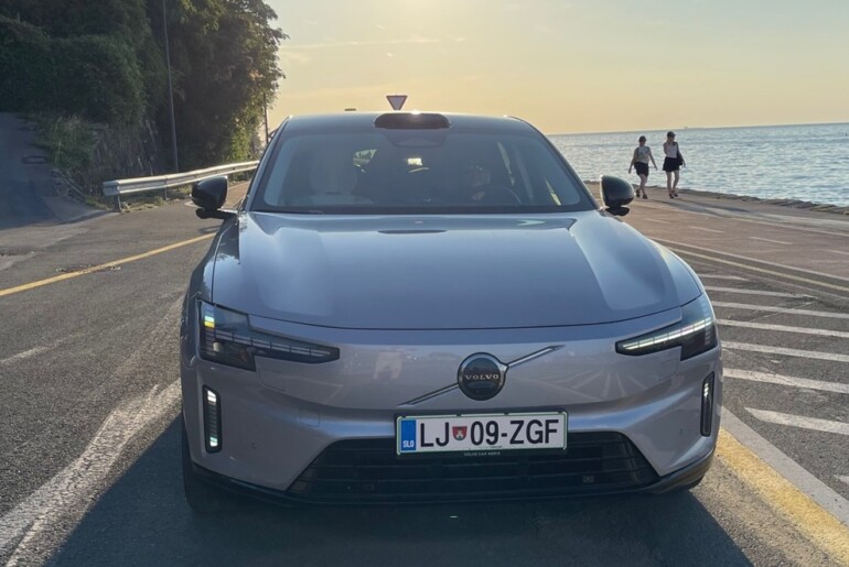 Volvo ES90: električna limuzina, ki želi dokazati, da SUV ni vedno najboljša izbira